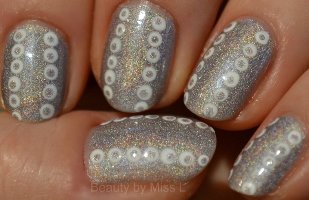holographic dotticure