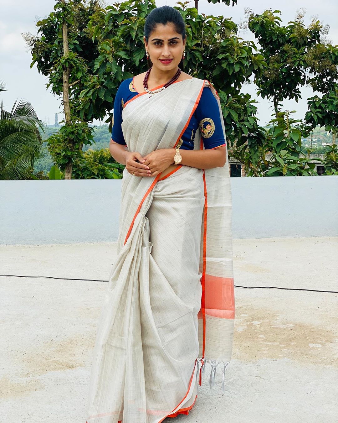 telugu tv actress sameera in dubai telugu tv actress sameera in dubai