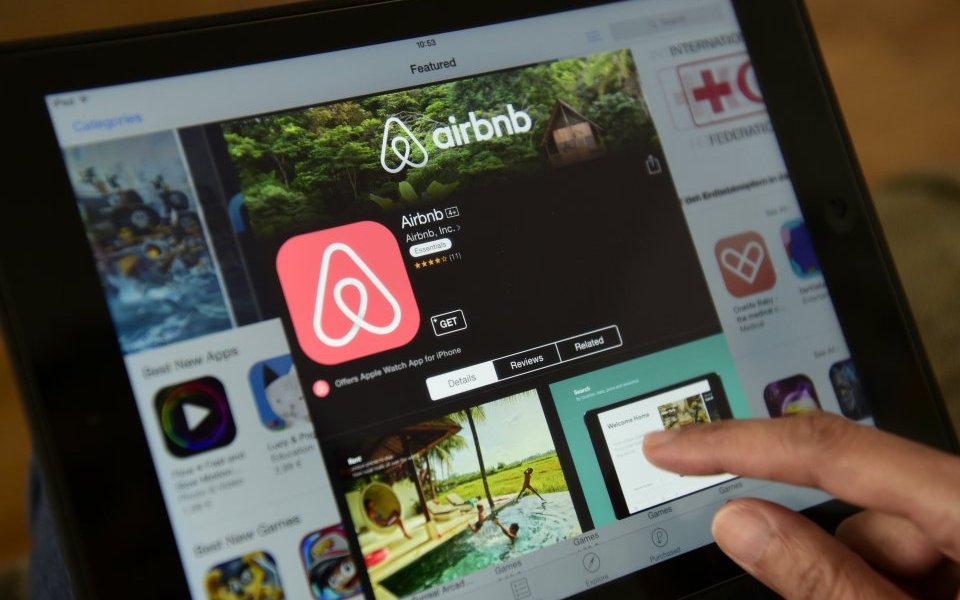 Airbnb launches third-party distribution network