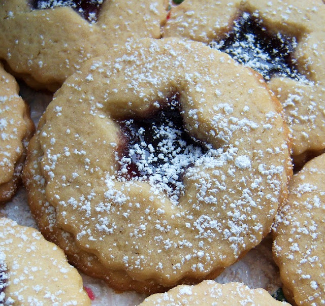 Italian Raspberry Jam Filled Shortbread Cookies What's Cookin