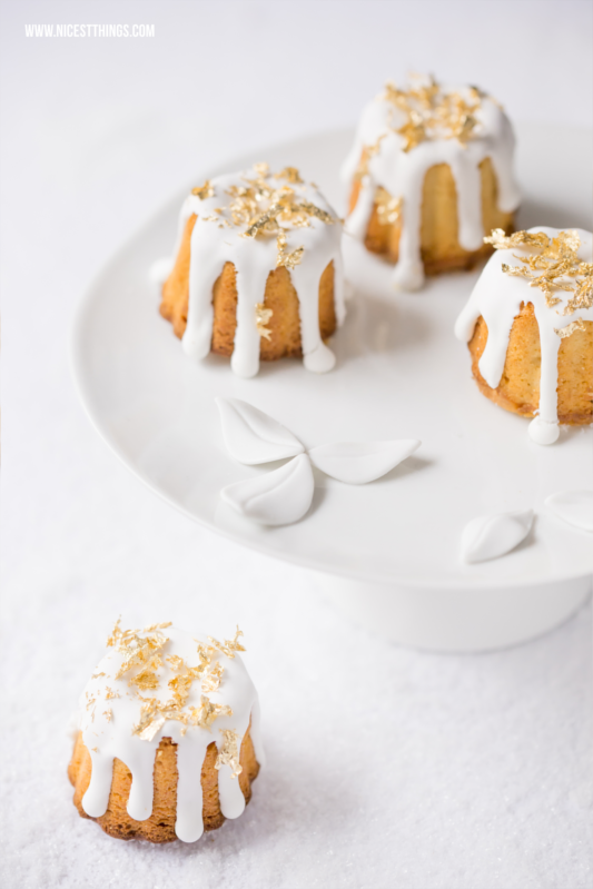 Gebrannte Mandel Kuchen Canneles mit essbarem Blattgold #gebranntemandeln #foodblogger #rezepte #canneles #blattgold #weihnachten #kuchen