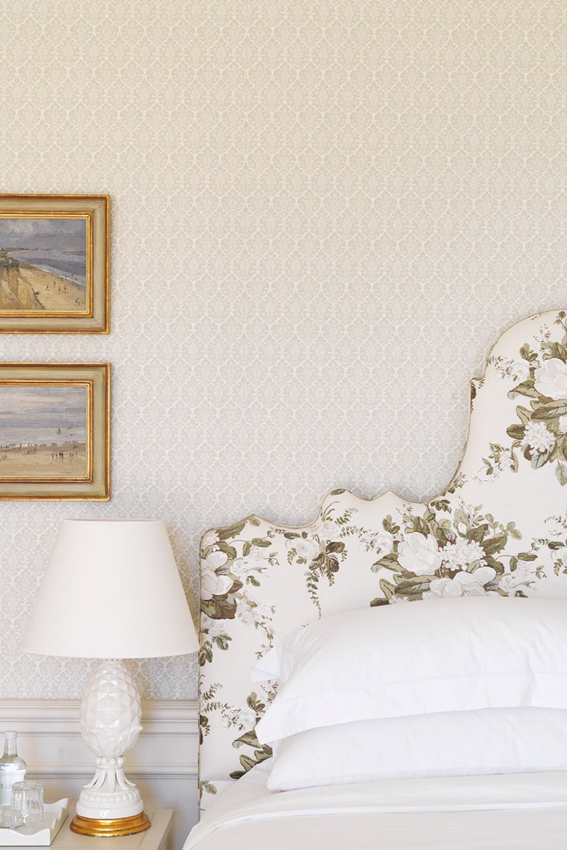 Décor Inspiration: A Country House in Norfolk Designed by Veere Grenney