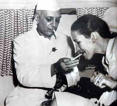 नीयत में खोट, भारत के खिलाफ, सीमाओं पर संकट