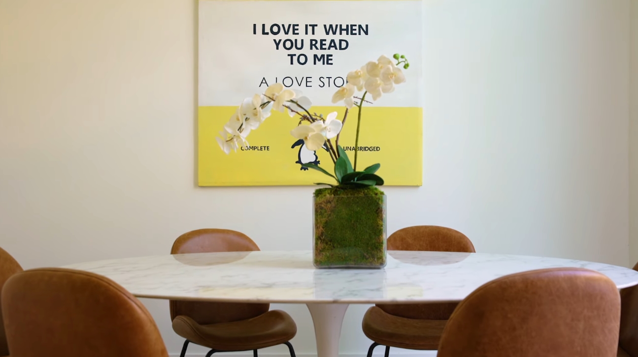 17 Photos vs. 812 Huntley Dr #102, West Hollywood, CA Home Interior Design Tour