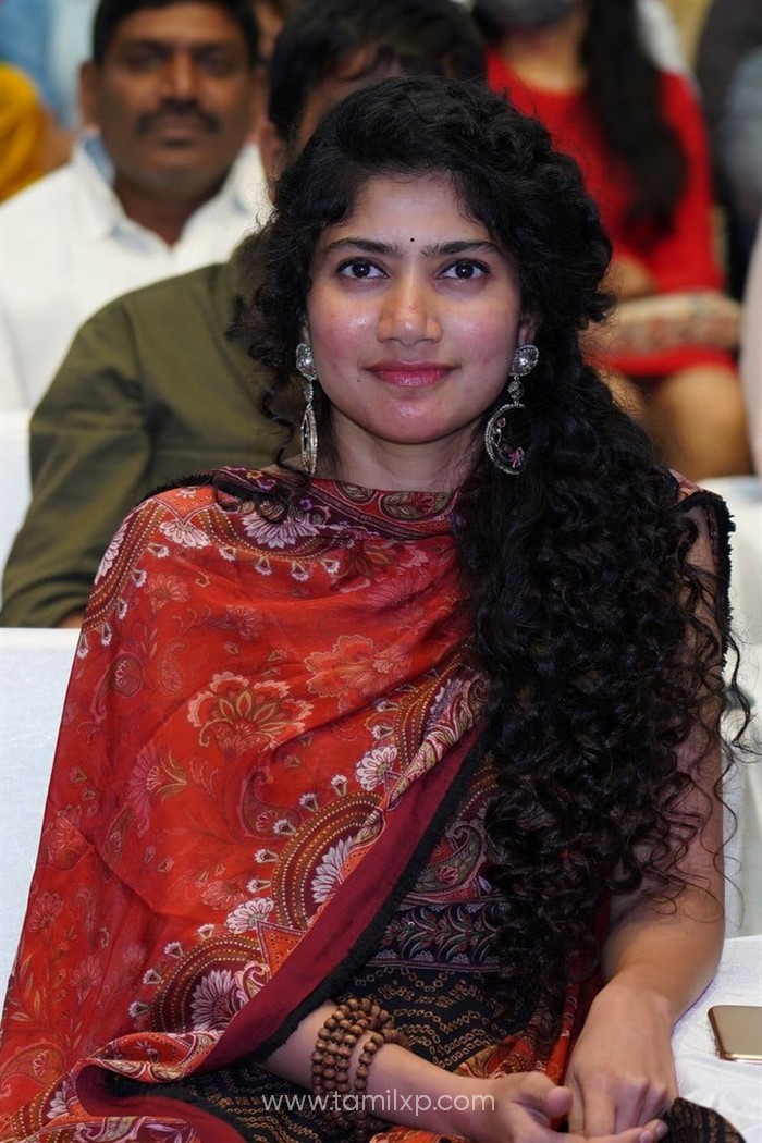 Telugu Actress Sai Pallavi Images