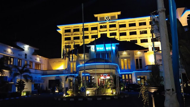 hotel angker di indonesia