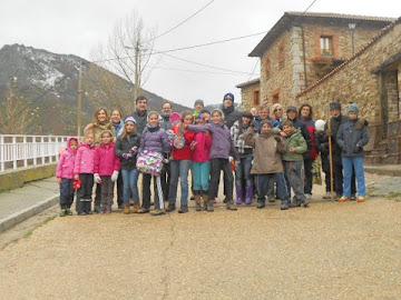 BELÉN DE CUMBRES 2012. VALDORRIA ERMITA DE SAN FROILÁN