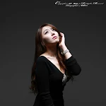 Kim Ha Eum in Black Mini Dress Foto 1
