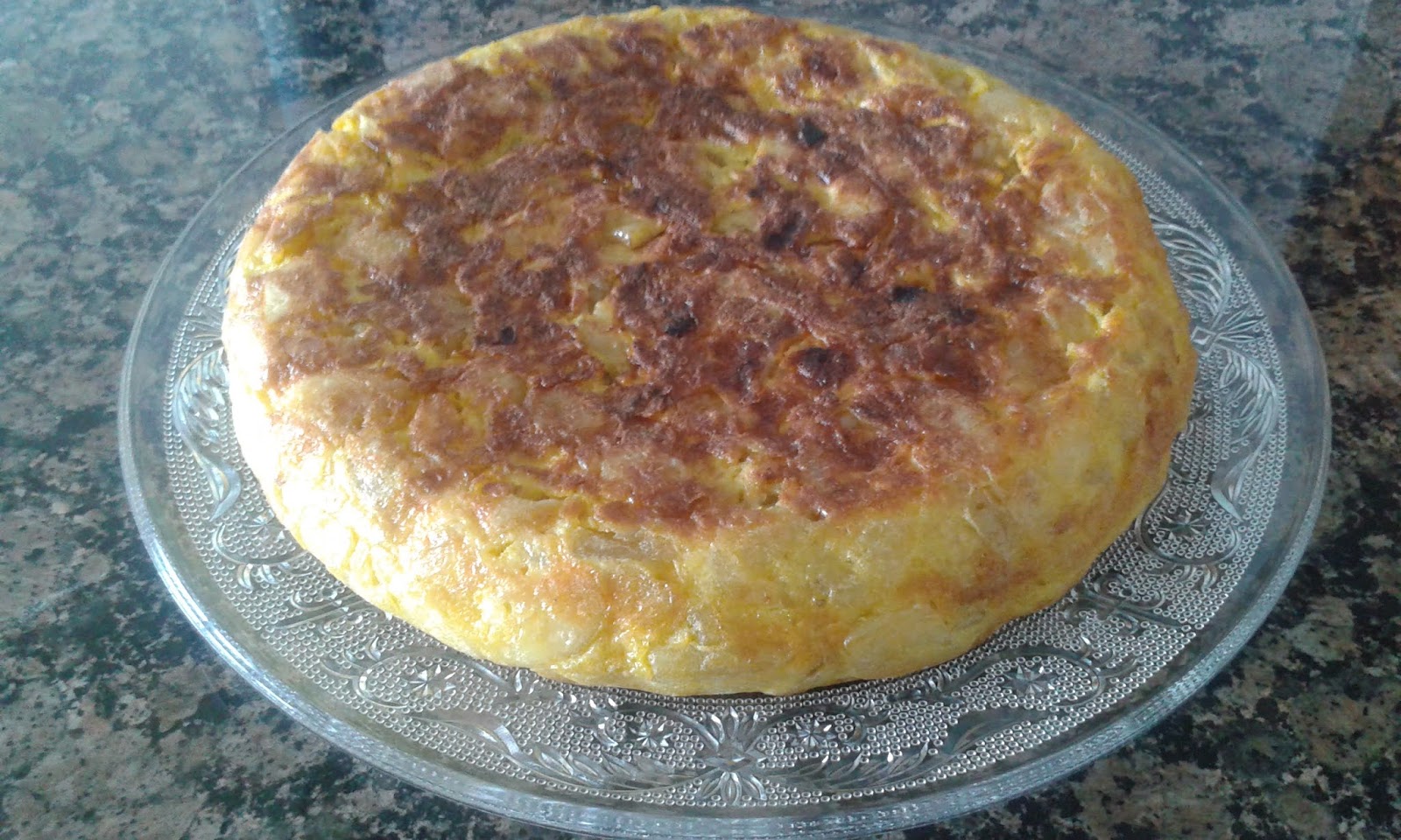 Comida de mi pueblo TORTILLA DE PATATAS CON CEBOLLA