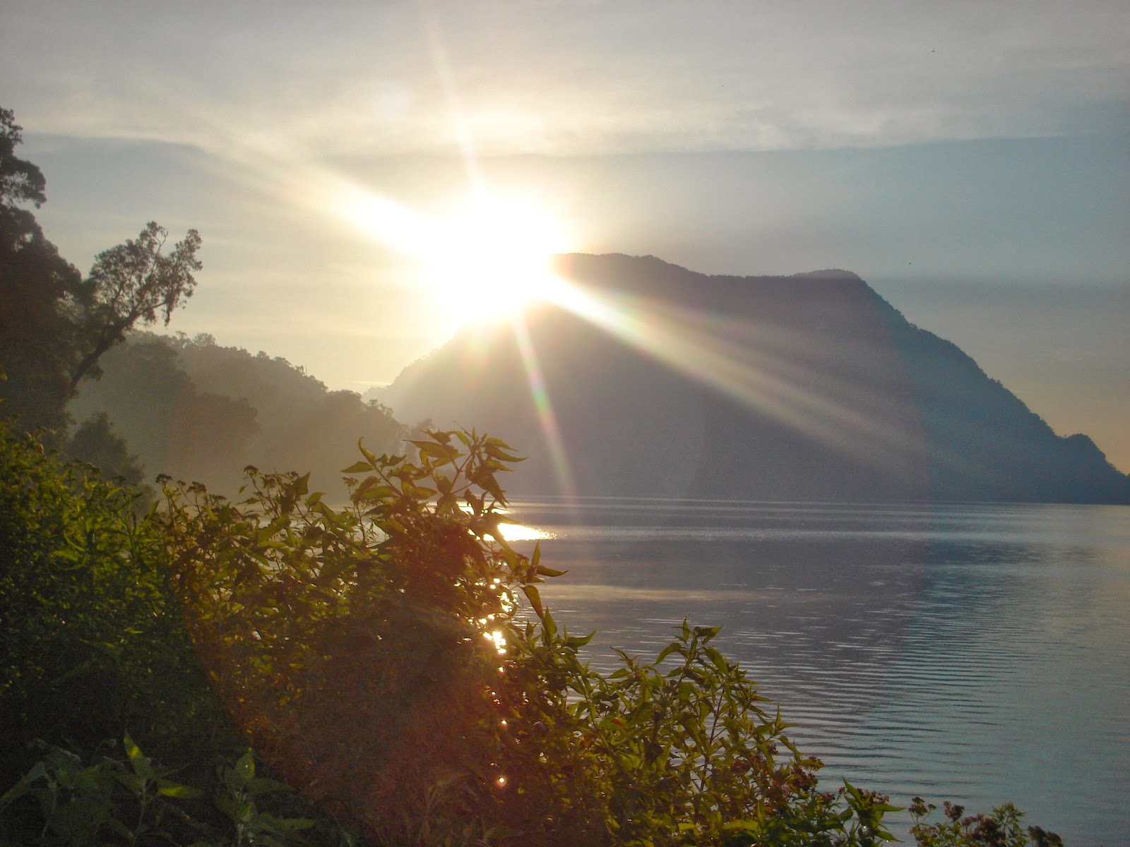 Kerinci Koerintji Tourism: Danau Gunung Tujuh SEVEN MOUNTAIN LAKE