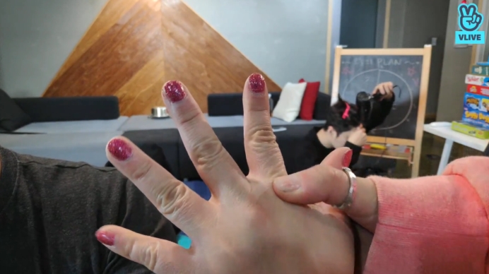 6시간동안 진행된 혼란의 카오스 + 대환장파티였던 브이앱 | 인스티즈