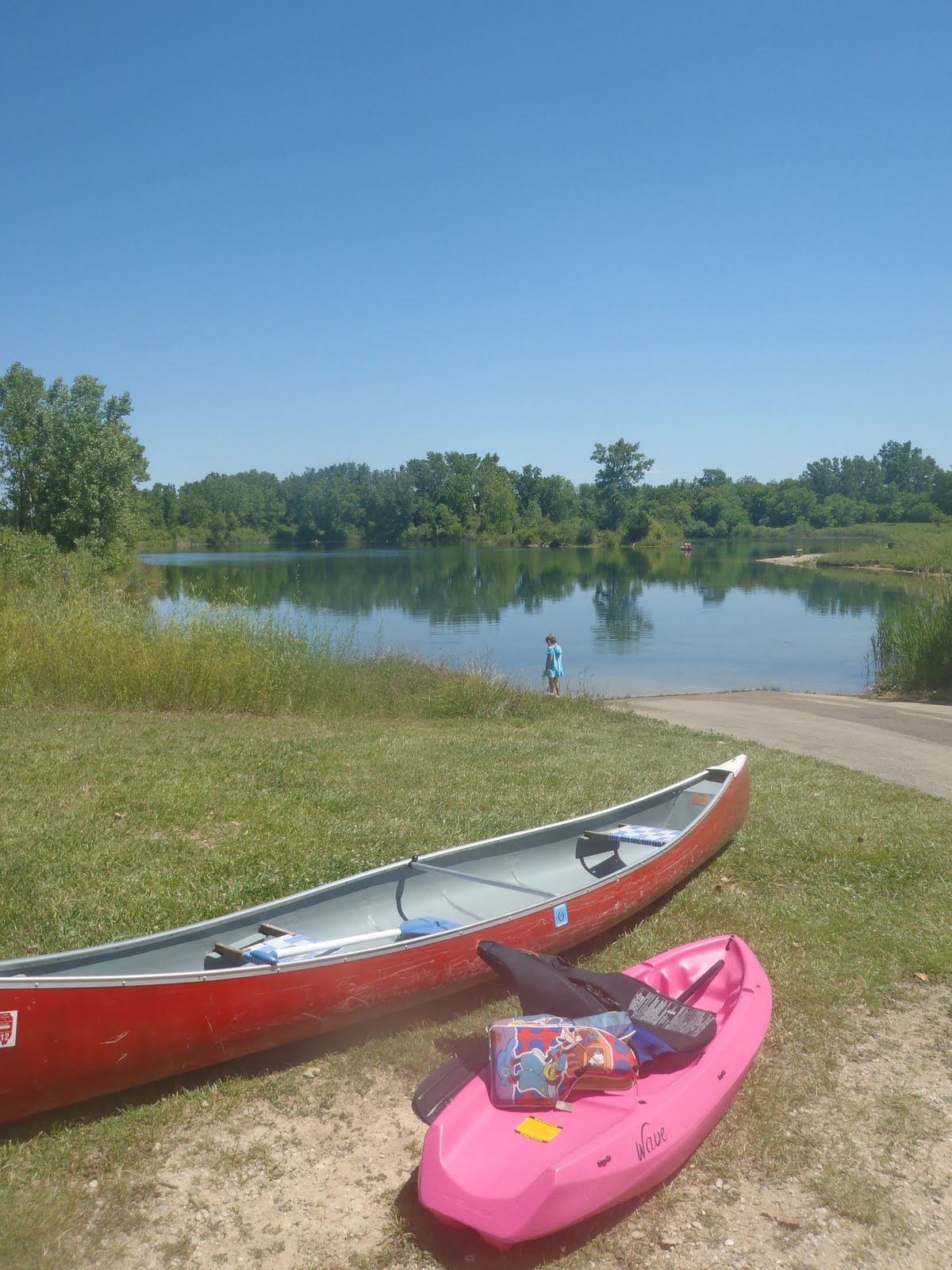 Northern Illinois Paddlers First Official Paddle on the Pink Kayak