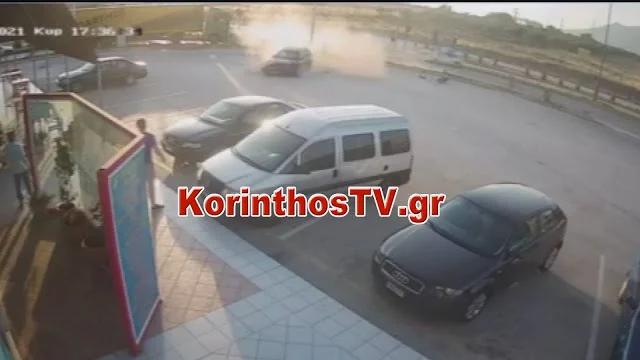 Κάμερα κατέγραψε τρομακτικό τροχαίο στην Κόρινθο (βίντεο)