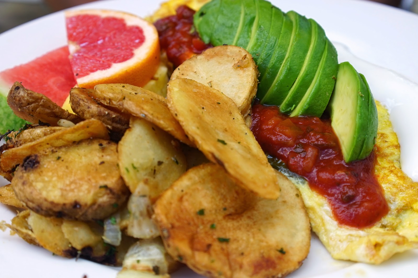 Emtalks Eating in Montreal & A Pretty Good View; Mont Royal