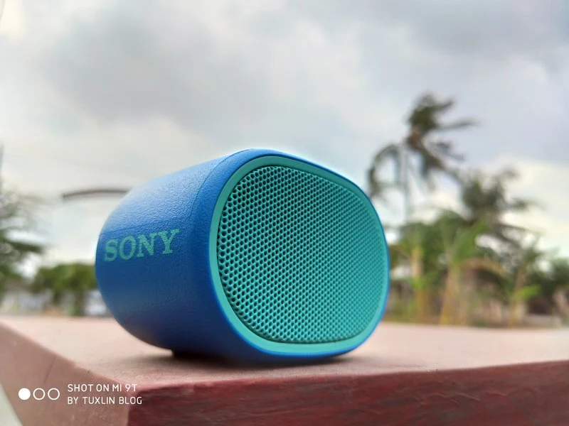 Review Sony SRS-XB01: Speaker Bluetooth Mungil Bersuara Detail