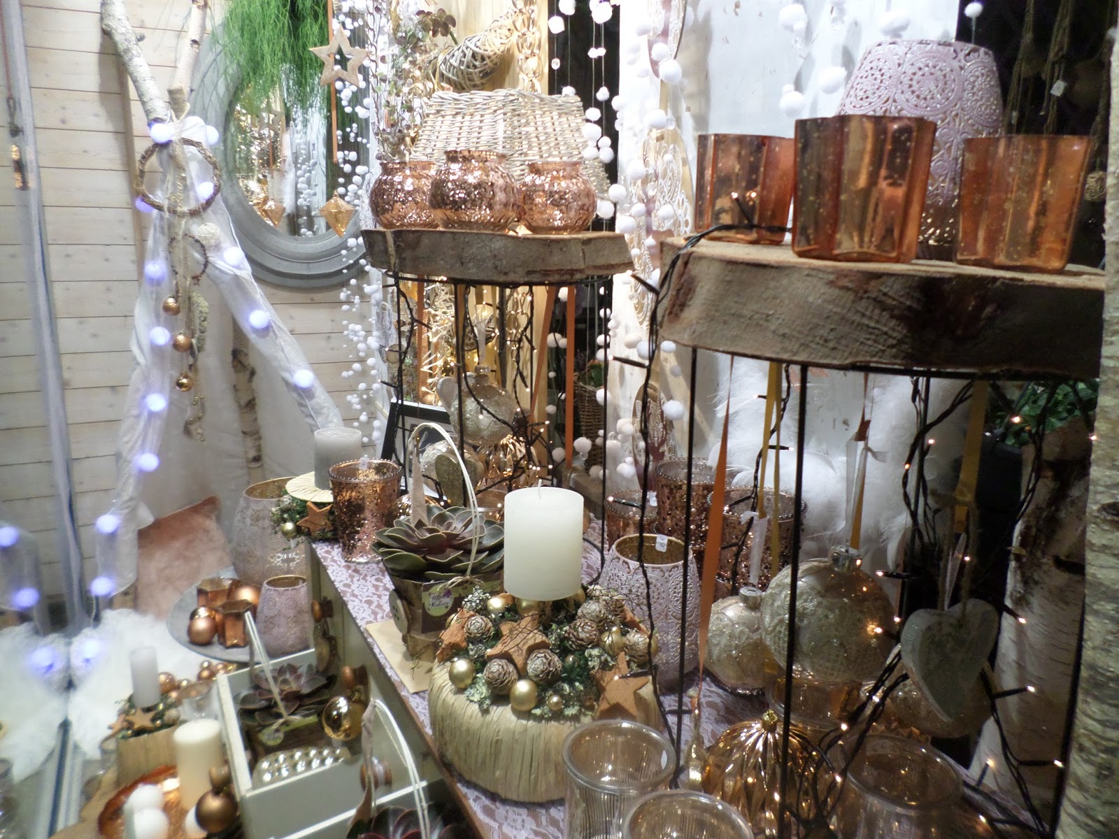 Maître artisan fleuriste: Vitrine Noël cuivré pour cette fin d'année 2015