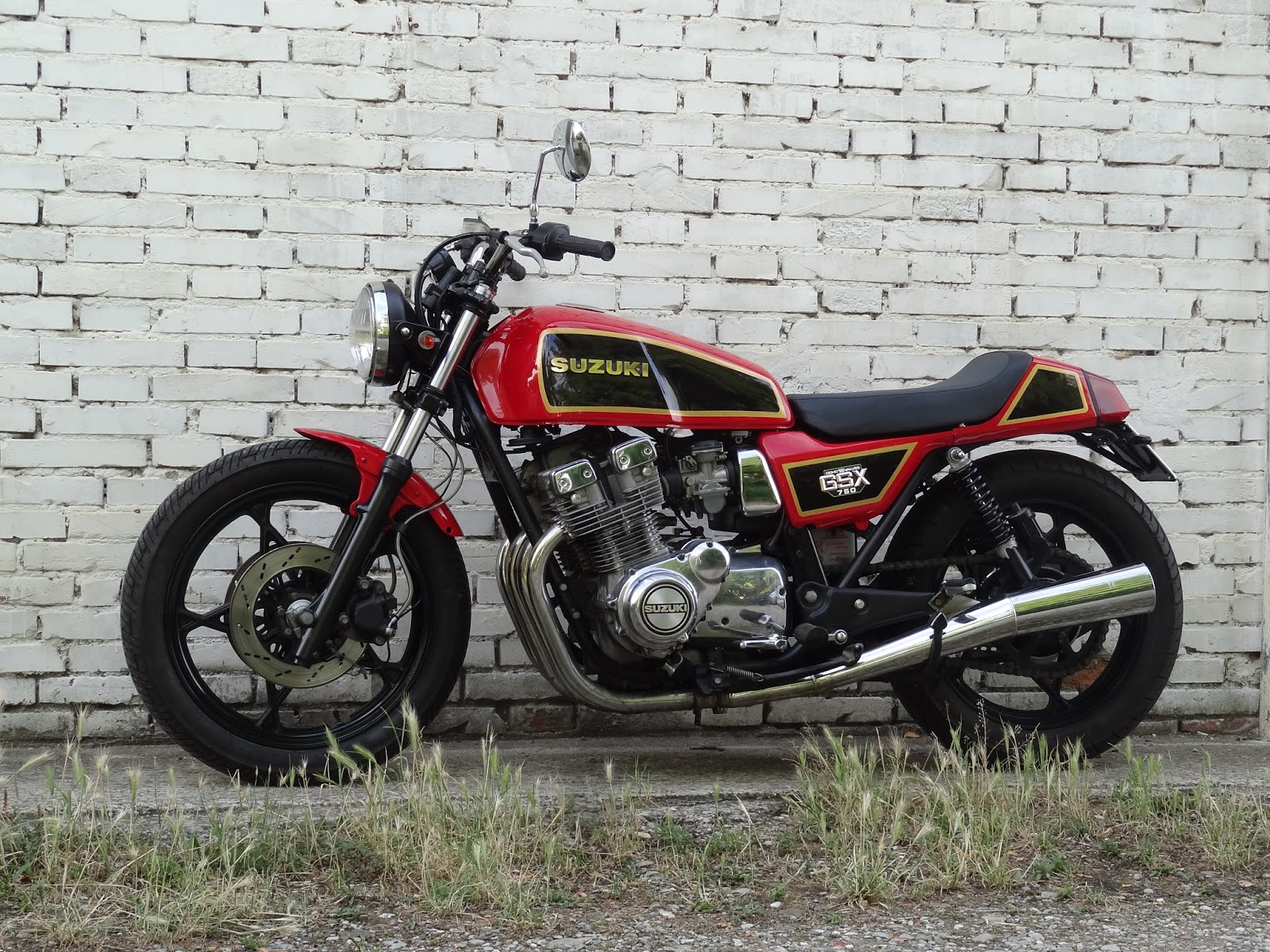 B.R.MoTo Art: SUZUKI GSX 750 SPRING BR048