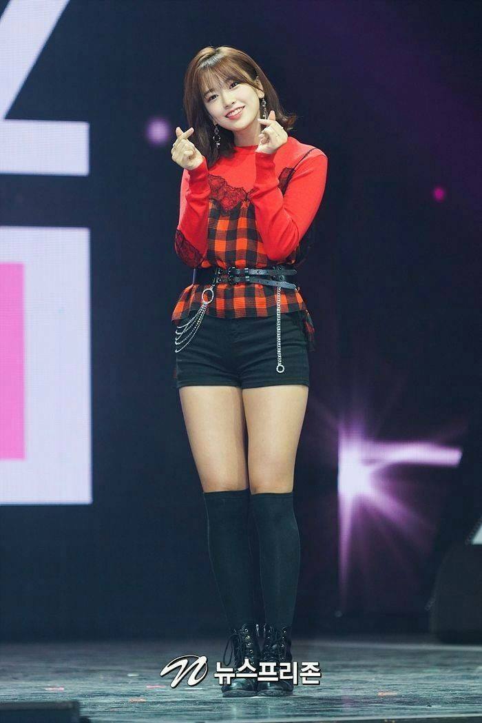 4 Names of Korean Artists and Kpop Female Idols Born in 2003 and 2004