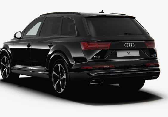 Audi Q7 black Edition 2019 Rear View