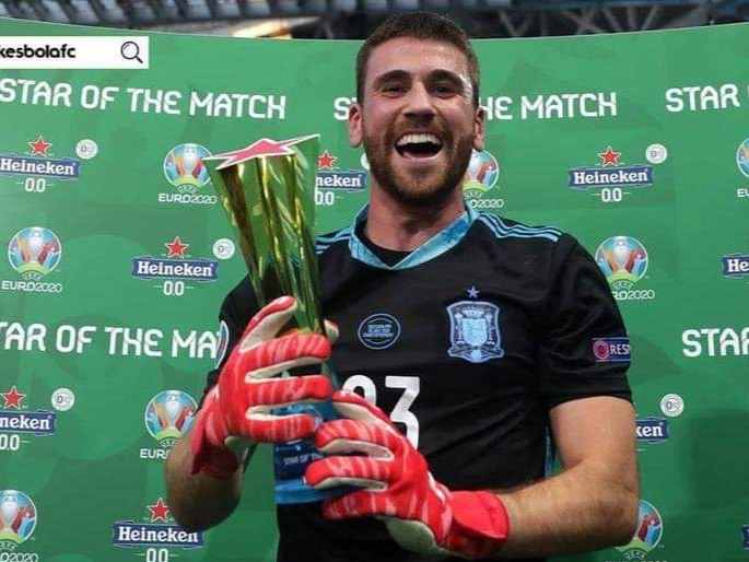 Unai Simon Kiper Spanyol mendapatkan gelar sebagai "Star of the Match" saat berhadapan dengan Swiss di Perempatfinal