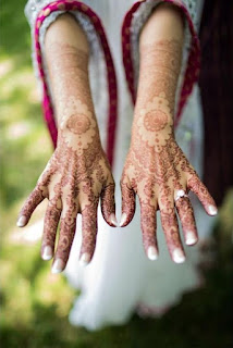 Simple mehendi design front hand Collection Simple mehendi design front hand Collection