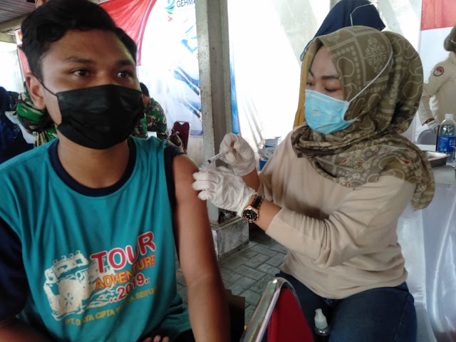 Serbuan Vaksinasi Kodam IV/Diponegoro Dosis Kedua Sasar 1.206 Karyawan PT. CWM Mranggen