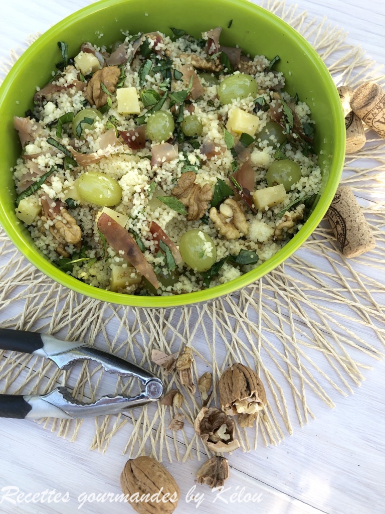 Taboulé d'automne au raisin, jambon, fruits secs et fromage