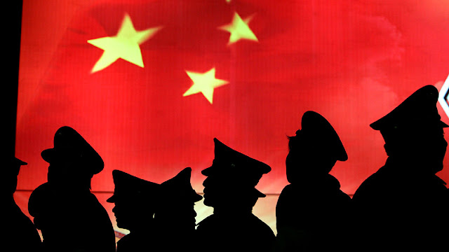 Survei: Krisis Ekonomi dan China Ancaman bagi Indonesia Survei: Krisis Ekonomi dan China Ancaman bagi Indonesia