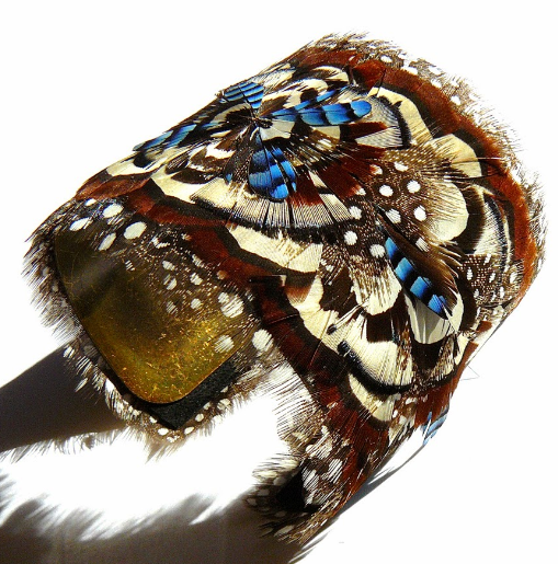 PrettyOldStuff Plumasserie