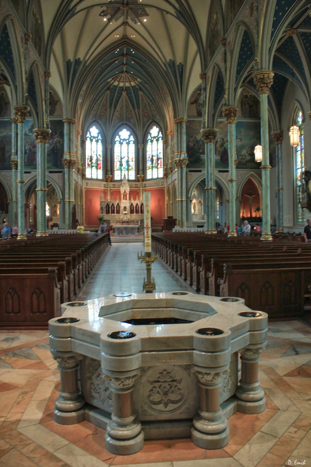 Capture America Journal 4/1/14 Savannah Catholic cathedral, architecture