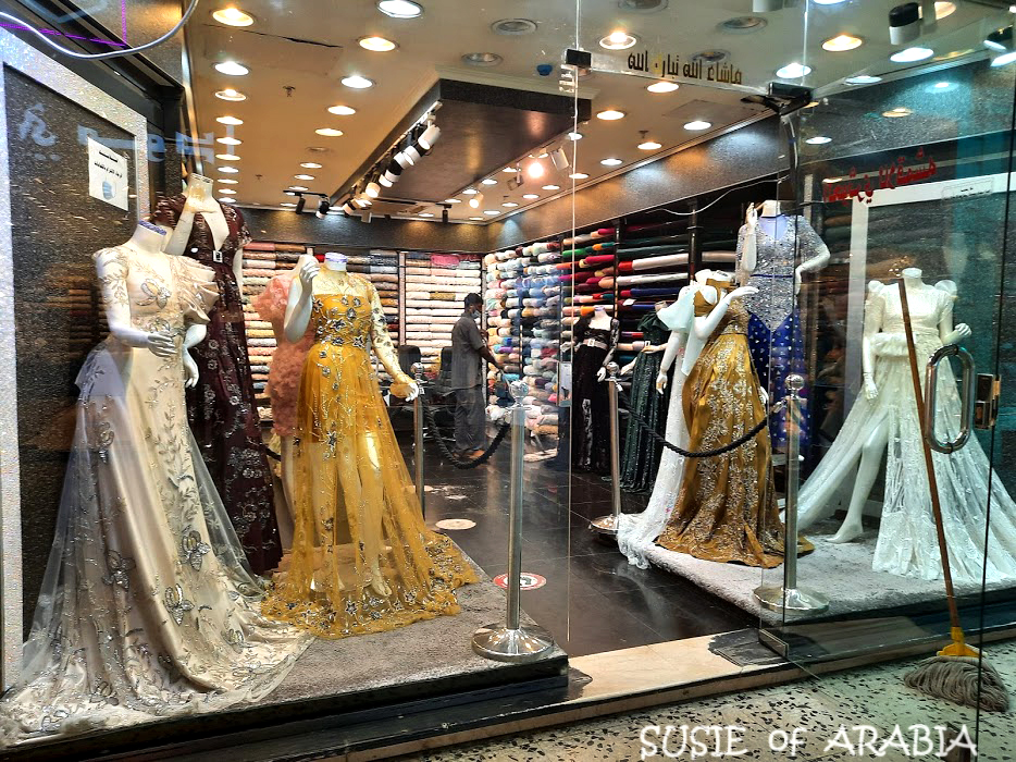 Jeddah Daily Photo FANCY SCHMANCY EVENING GOWNS