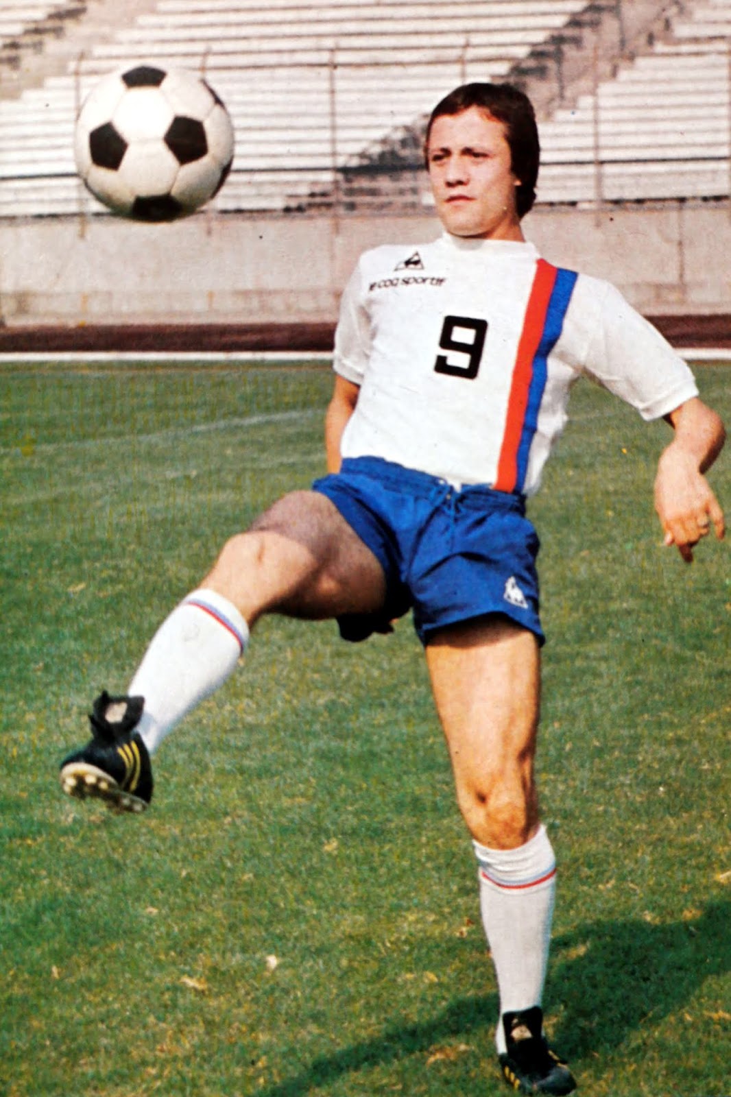 BIO EXPRESS DEGRADABLE. Bernard