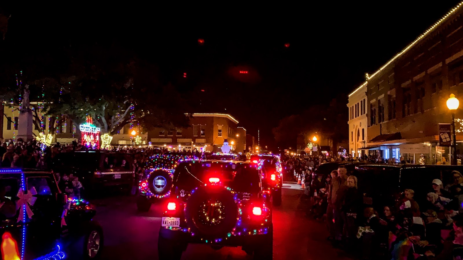 Review Of Waxahachie Parade Christmas 2022 Winners Backgrounds World Map