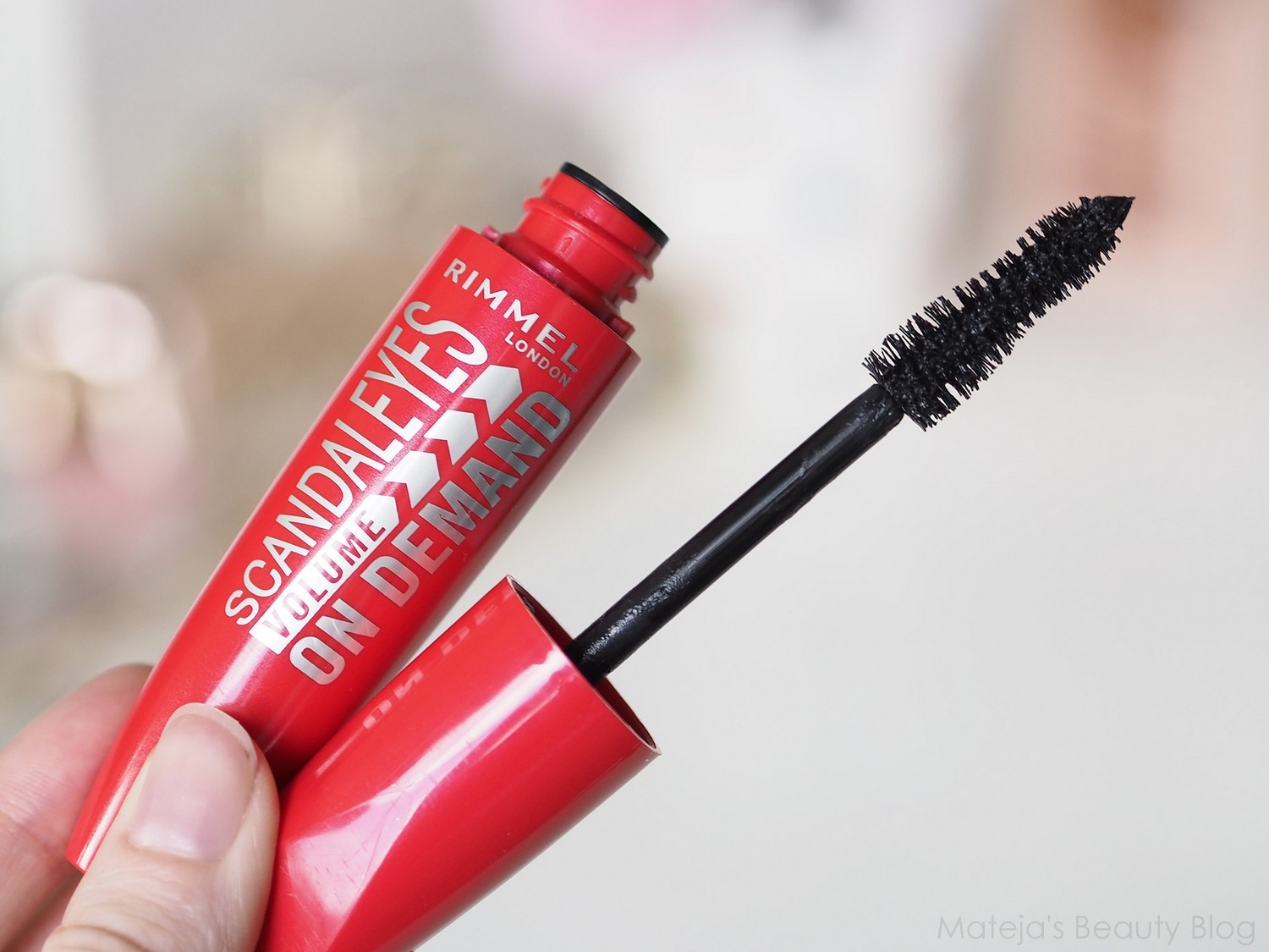 7. Rimmel London Volume Flash ScandalEyes Mascara - wide 2