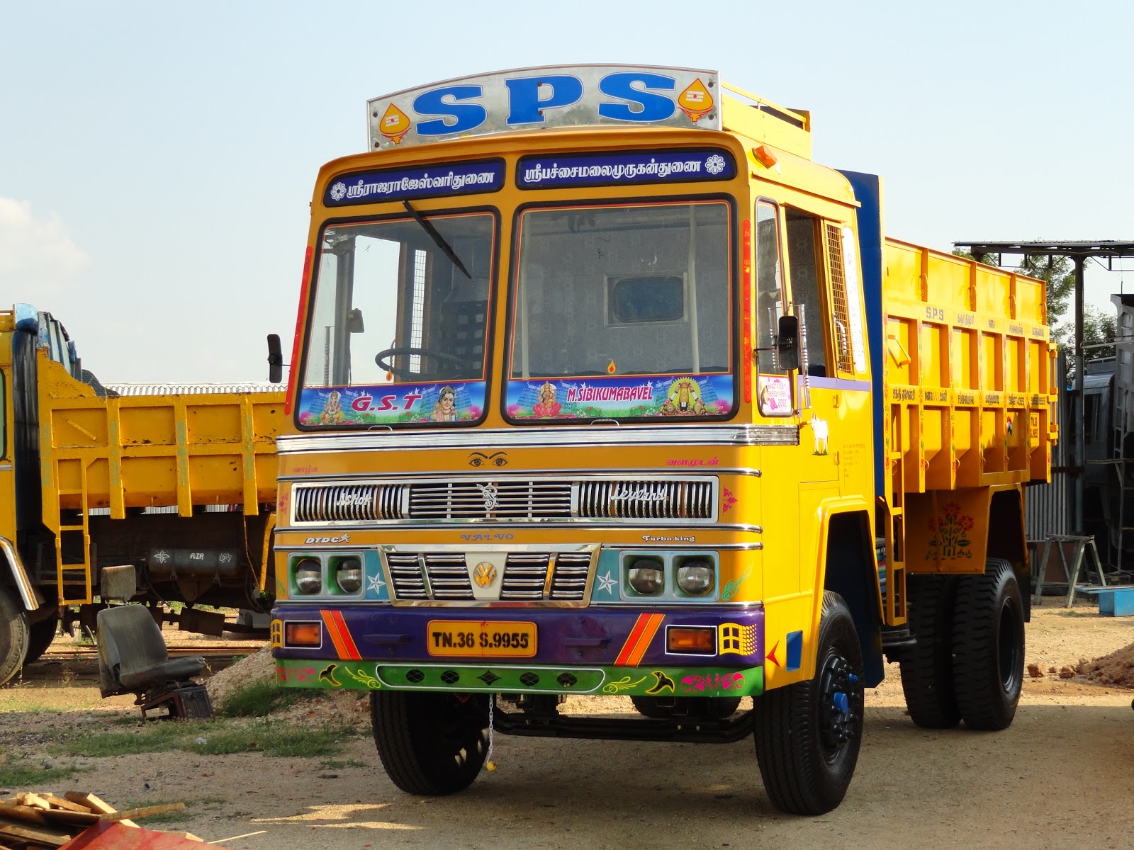 SRI KANNIMAR LABOUR BODY BUILDERS NEW TRUCK BODY BUILDING new truck