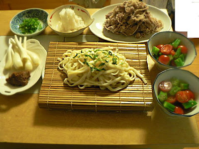 暑い日の夕食の献立　牛肉のおろしポン酢　野菜　冷うどん　エシャレット