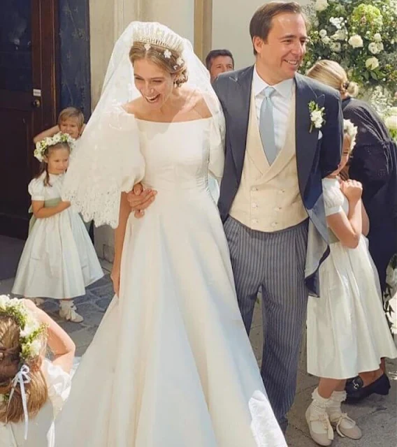 Princess Maria Anunciata wore the Habsburg Fringe Tiara and a bridal gown by Valentino