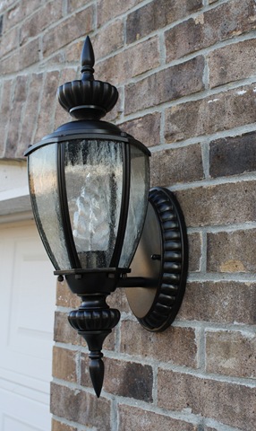 Spray painting outdoor light fixtures 