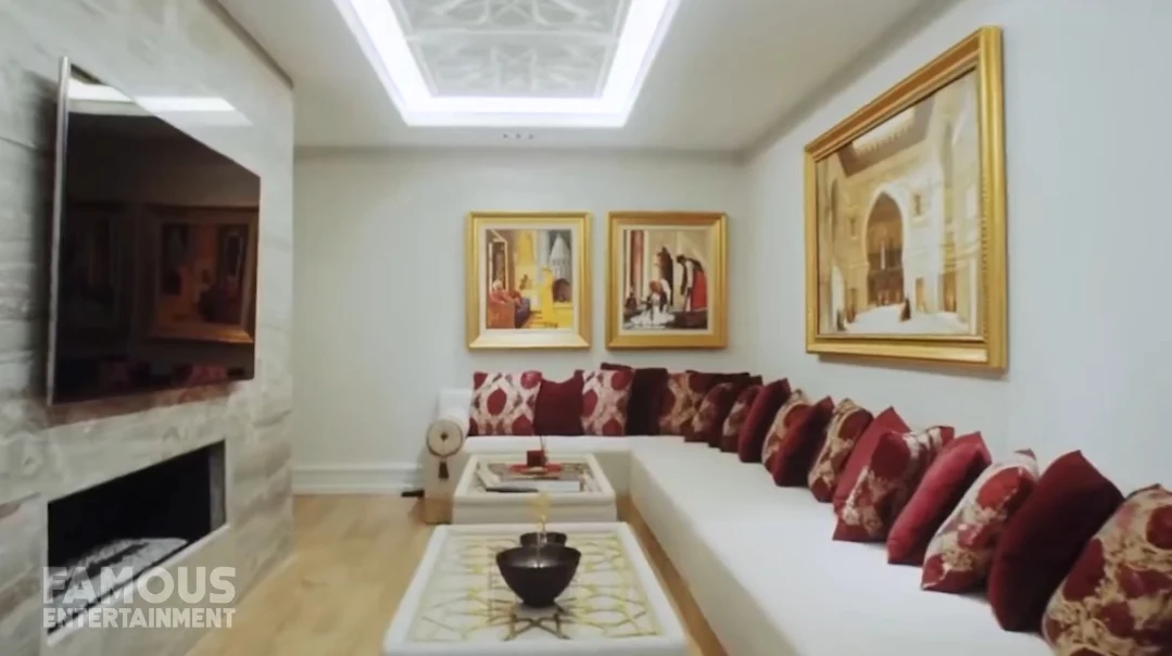 31 Interior Design Photos vs. Mesut Ozil's $10 Million London Mansions Tour