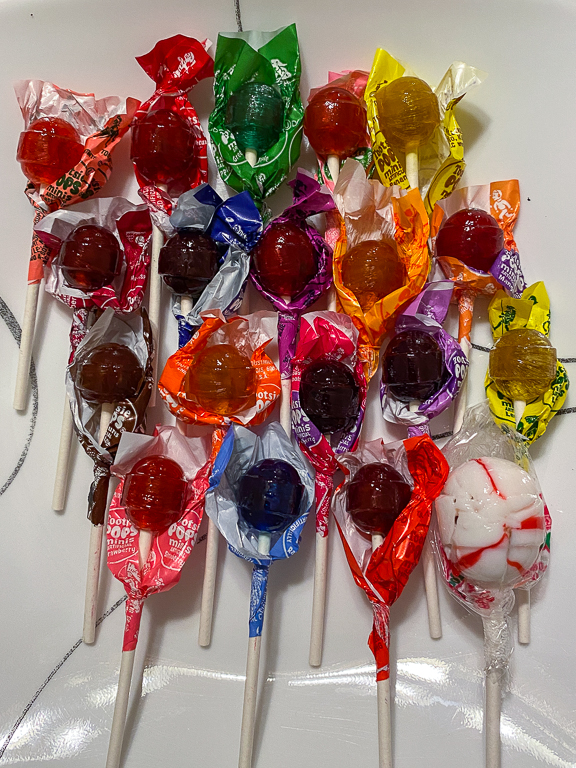 Tales Of The Flowers Alli s Tootsie Pop Comparison 19 Different Tales Of The Flowers Alli s Tootsie Pop Comparison 19 Different