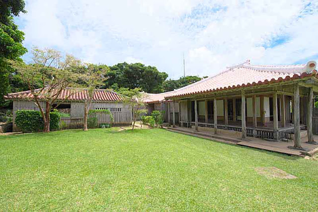 palace, traditional, Okinawan, architecture, tiled roofs