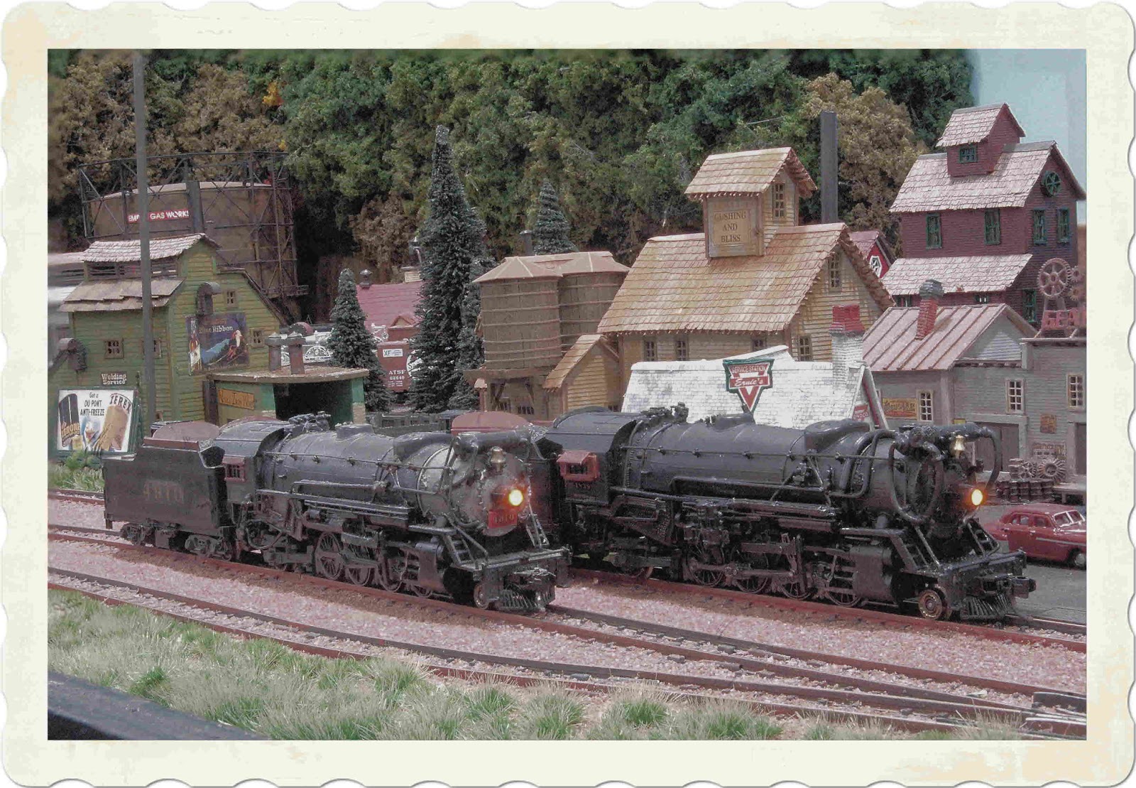 The "New" JJJ&E Weathering Rolling Stock And Buildings