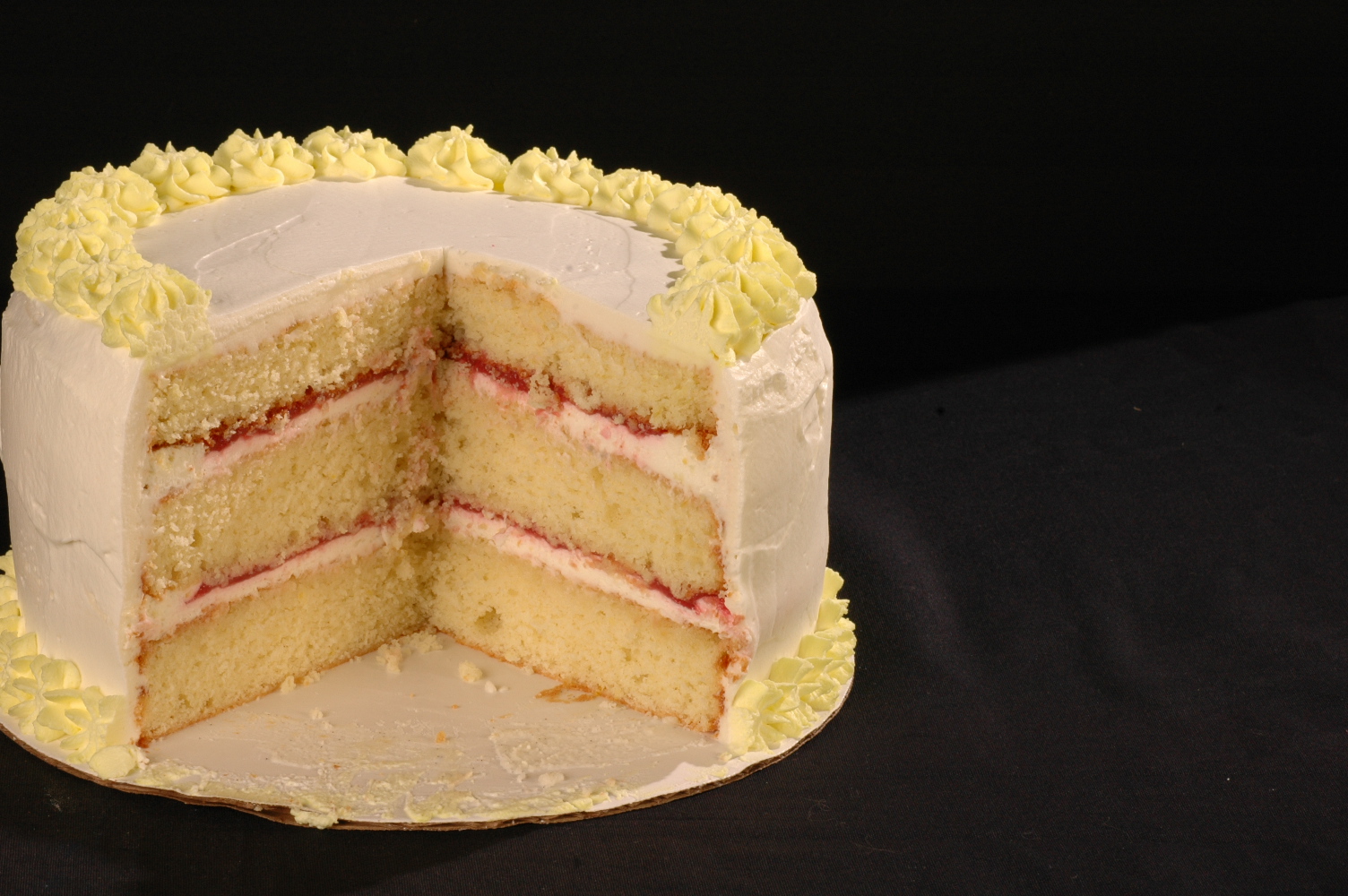 A busy lizzie life Lemon layer cake with Lemon mousse and Raspberry
