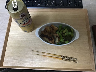 焼酎ハイボールと鰆のフライ