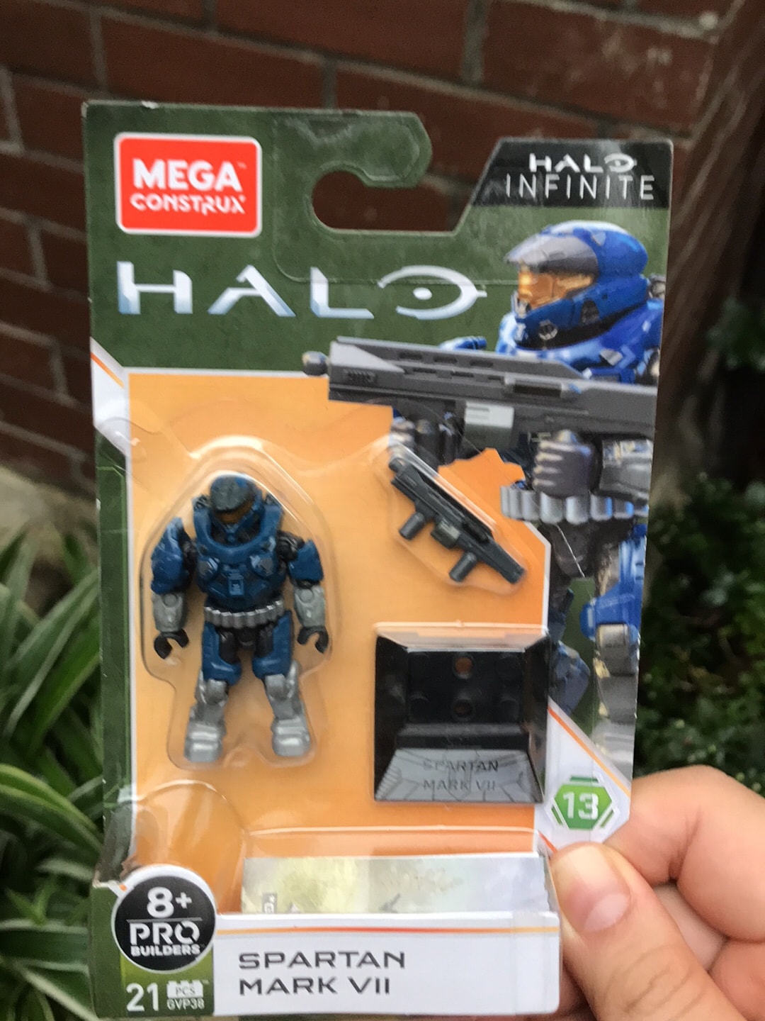 Halo Universe Toys And More: In Hand Images Of Mega Construx Halo