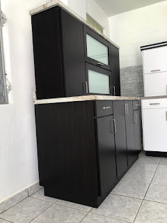 Gabinete de cocina en pvc de 5` pies color madera oscuro