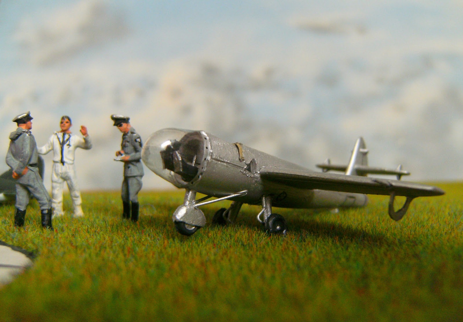 HappyscaleModellbau Heinkel He 176 vacu & resin 1/72