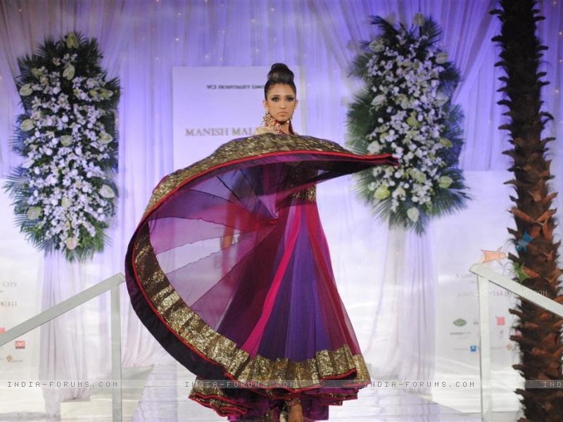 saffireee ♥.: Indian Fashion Designer: Manish Malhotra