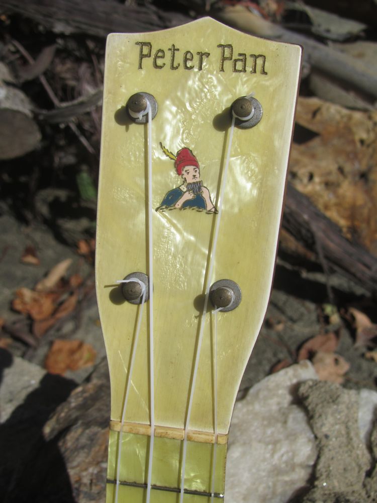 c.1930 Harmonymade PMICo "Peter Pan" Ukulele