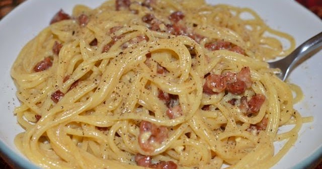 Spaghetti Carbonara | Pink Julep